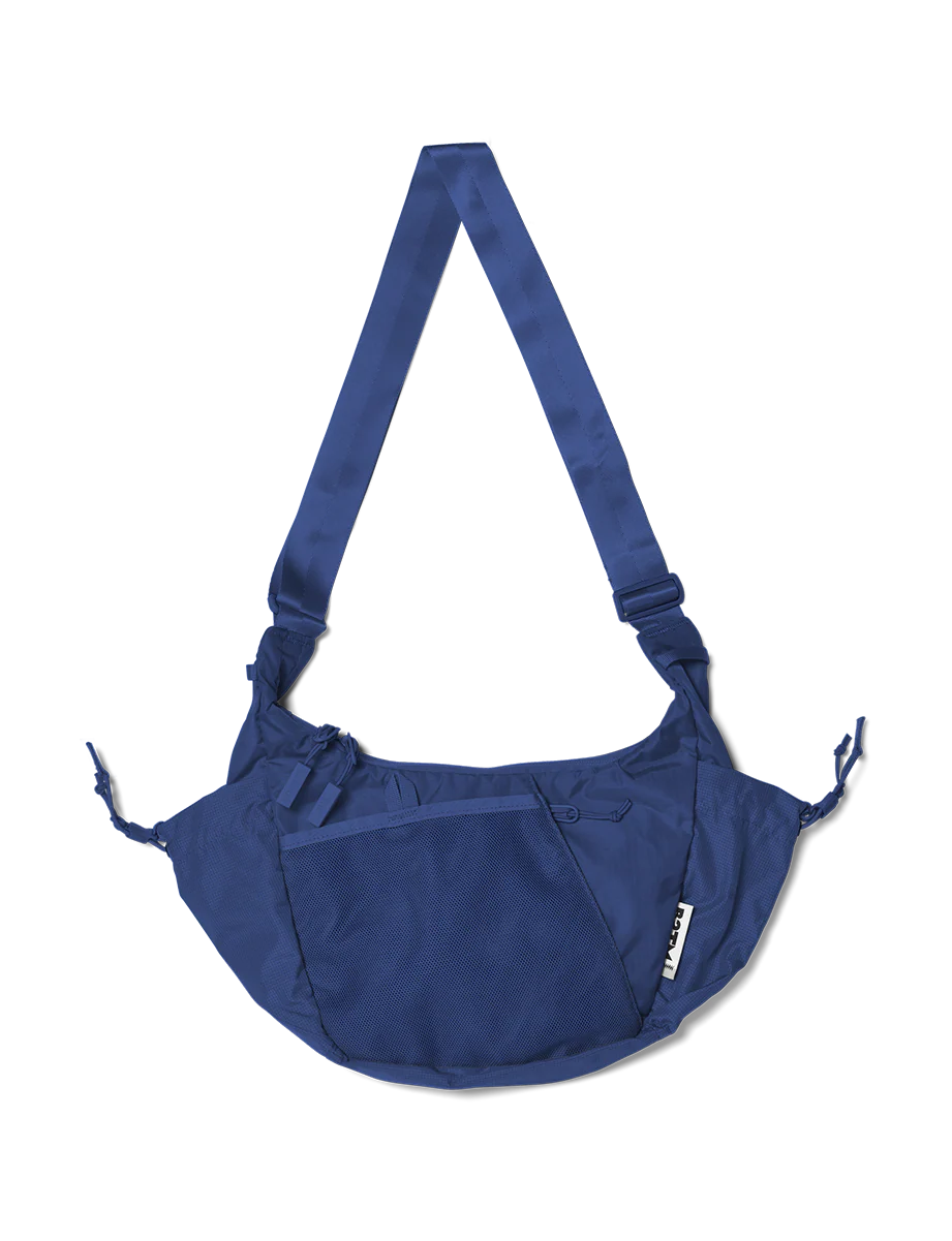 Crescent Crossbody (4.7L) - Image 11