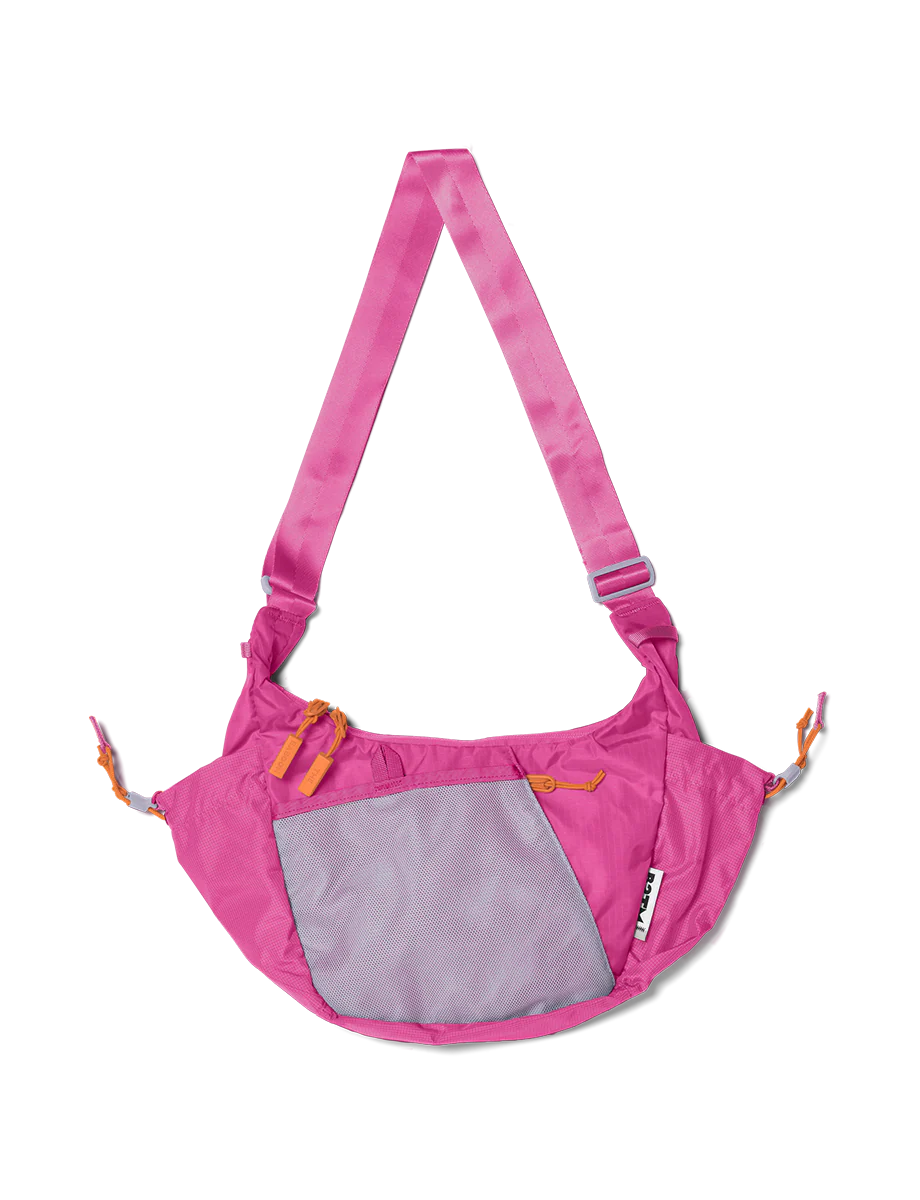 Crescent Crossbody (4.7L) - Image 9